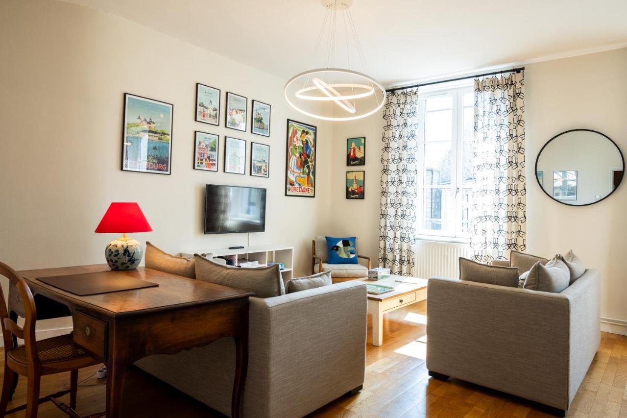 Bel Appartement, Bien Equipe Et Confortable Dans Le Centre Historique Fougeres Luaran gambar